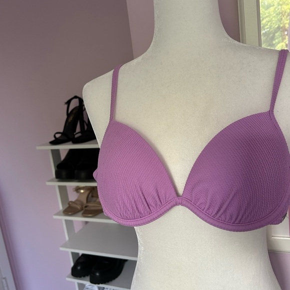 💜Purple bikini top with underwire💜 - Picture 2 of 5